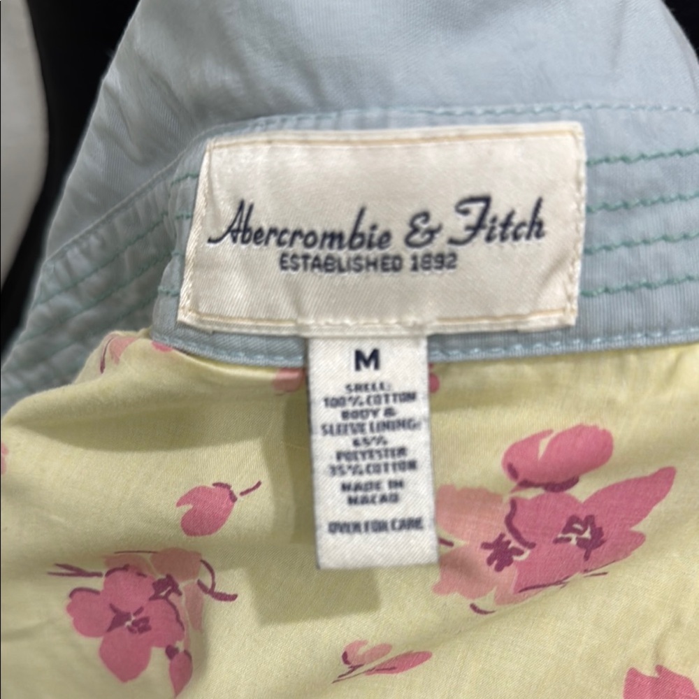 Abercrombie & Fitch Light Blue Cropped Jacket - Picture 4 of 4
